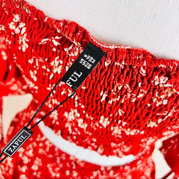 NWT Zaful Off Shoulder Cinched Floral Set - Picture 5 of 13